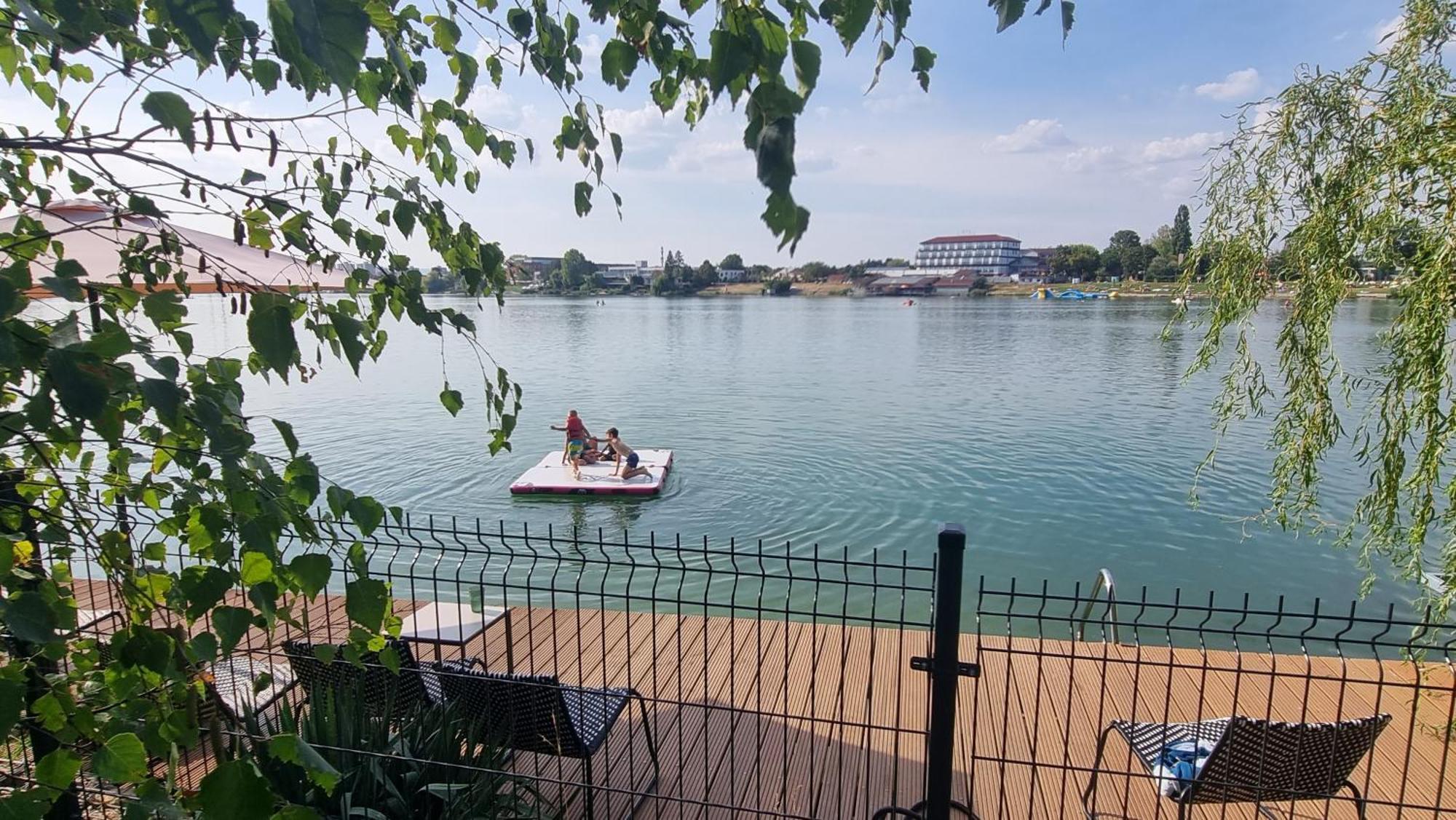 Topsenec-Lakeside Home Dış mekan fotoğraf